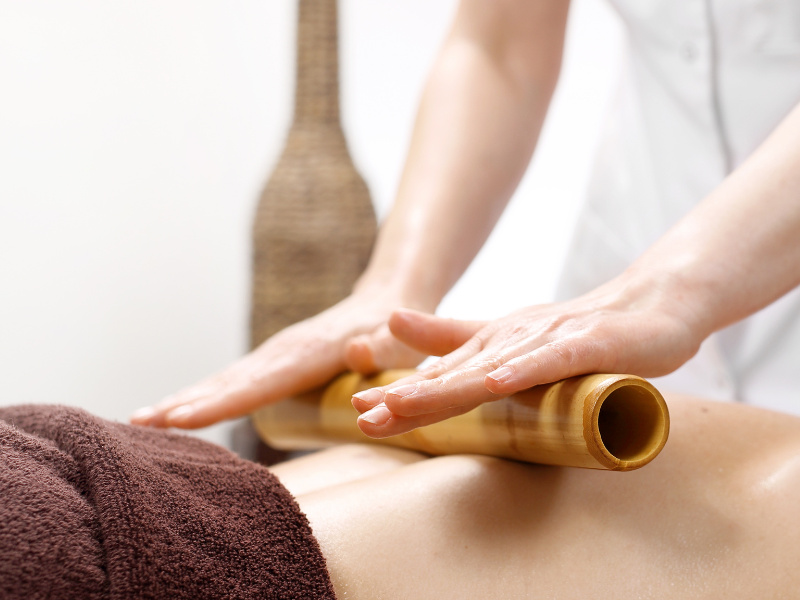 Bamboo massage promotes better circulation, lymphatic drainage and provides a deep sense of relaxation, combating sleep problems and insomnia.